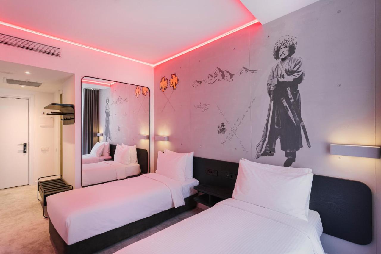 Hotel Golden Tulip Design Tbilissi Extérieur photo