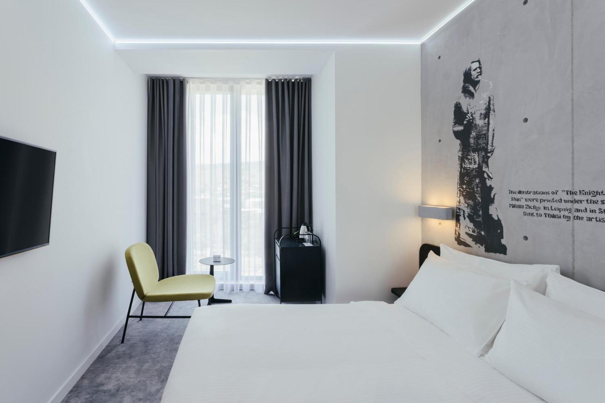 Hotel Golden Tulip Design Tbilissi Extérieur photo