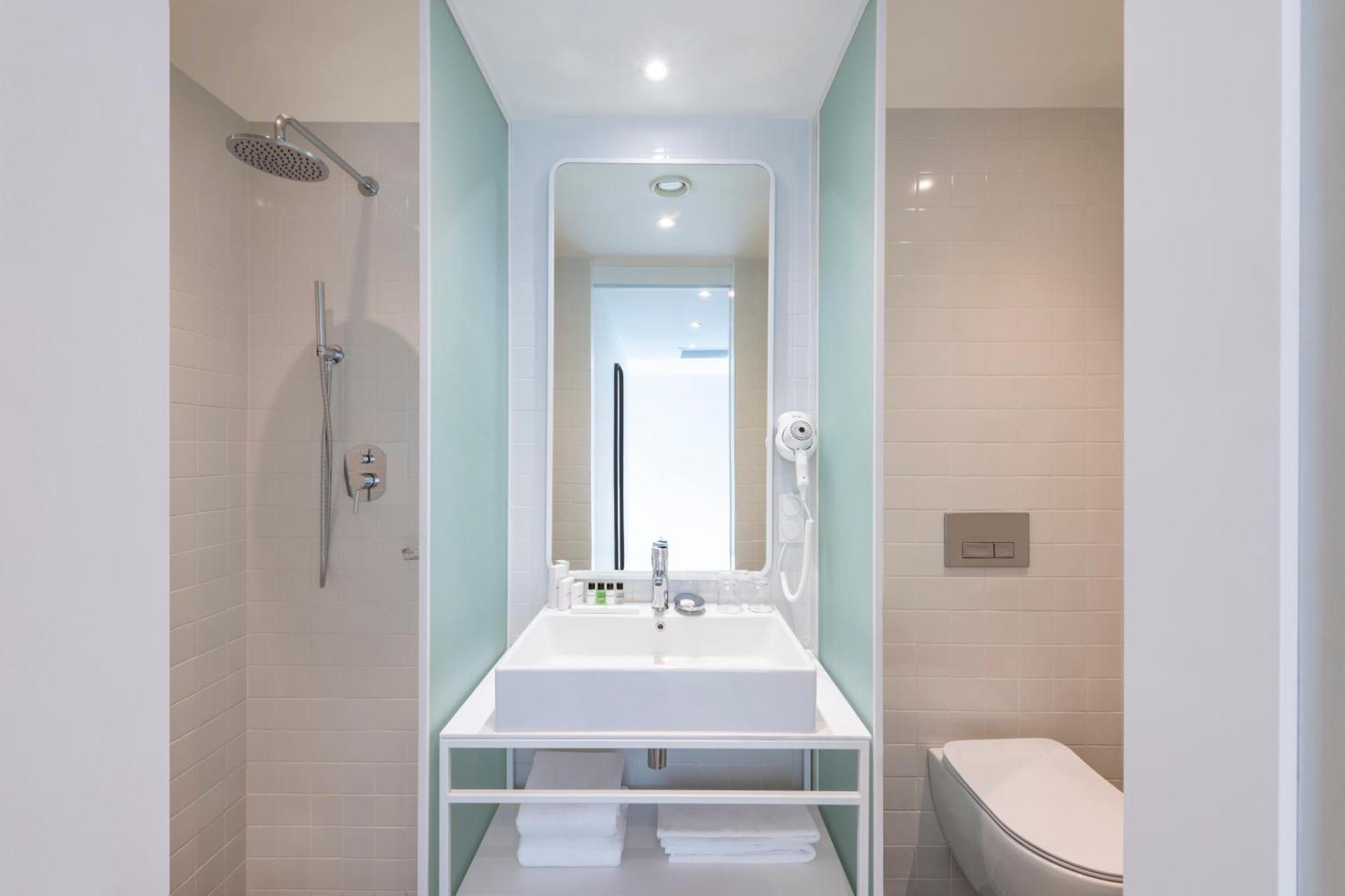 Hotel Golden Tulip Design Tbilissi Chambre photo
