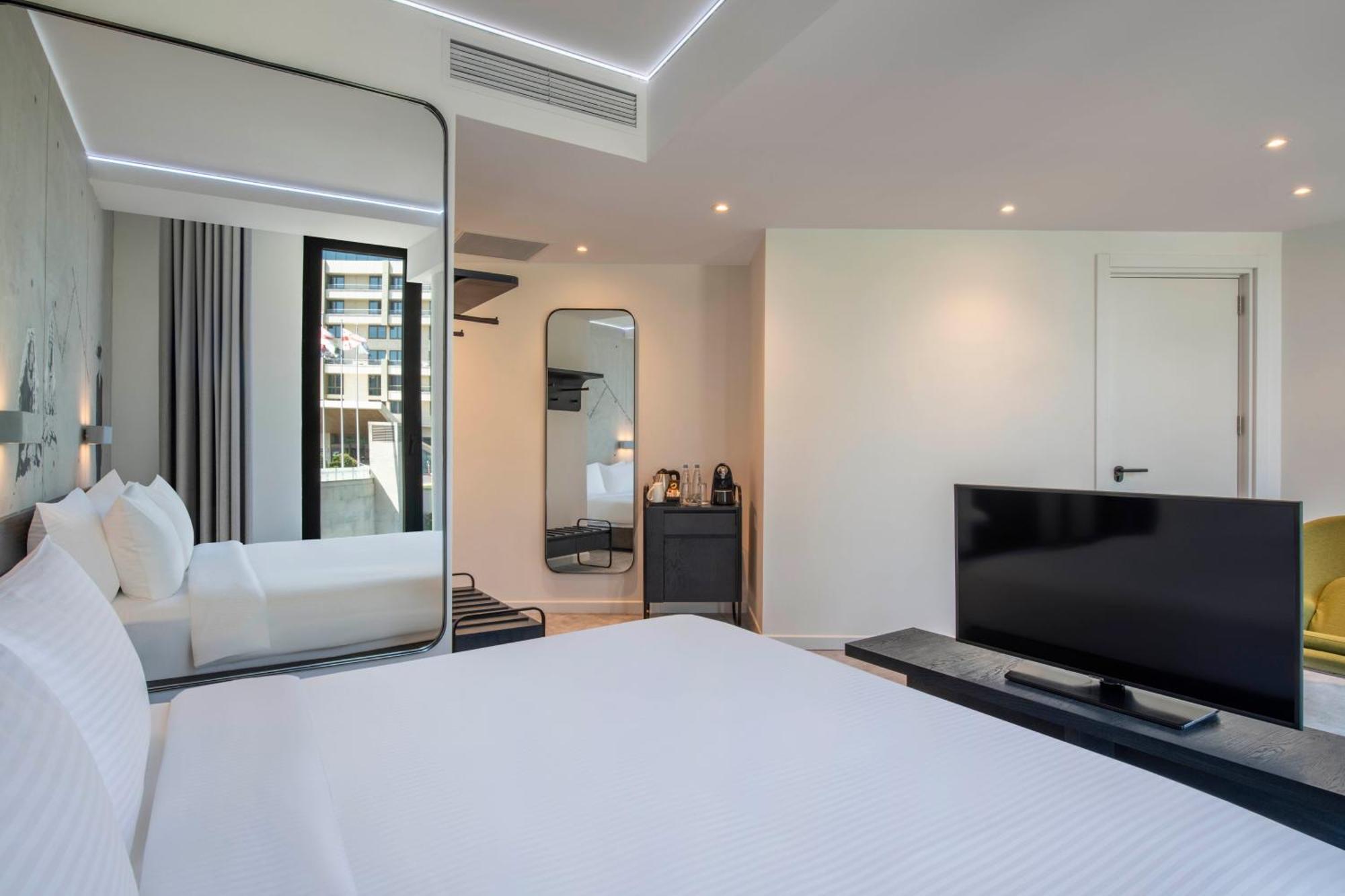 Hotel Golden Tulip Design Tbilissi Chambre photo